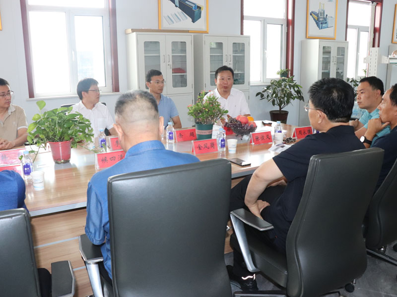 滄州中拓冷彎成型設(shè)備有限公司-燕山大學(xué)校企合作實習(xí)基地掛牌儀式在泊頭市隆重舉辦