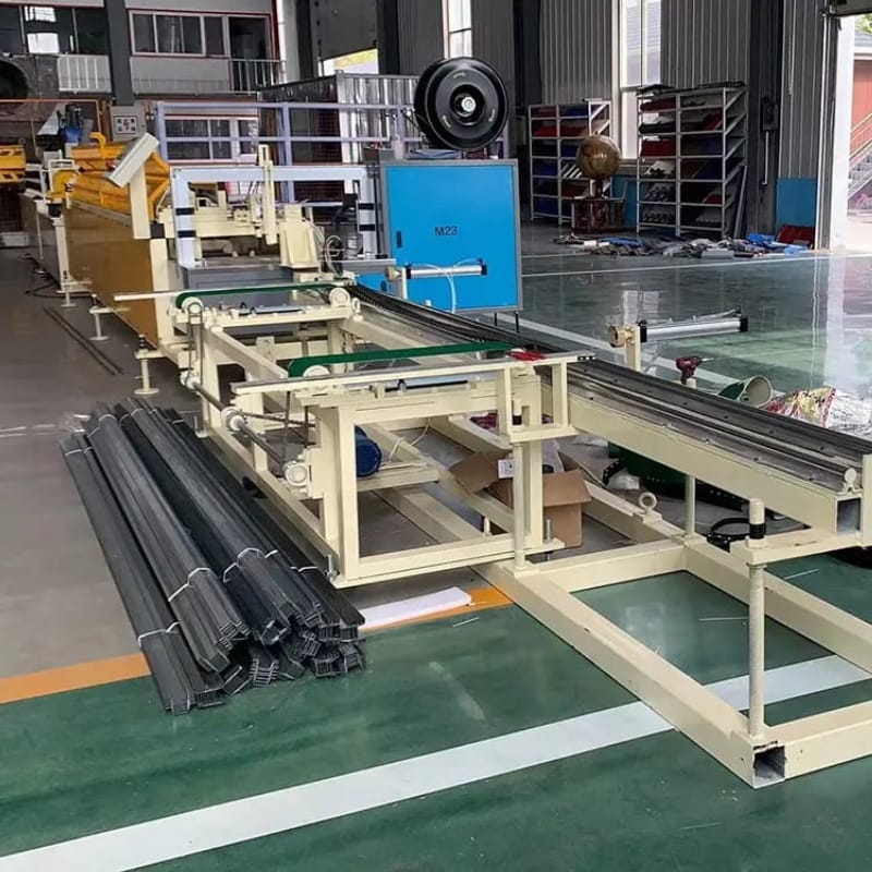 高速全自動隔墻龍骨設備生產(chǎn)線