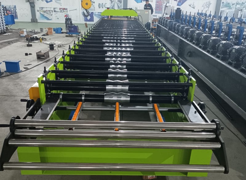 圓弧屋面瓦設備生產線