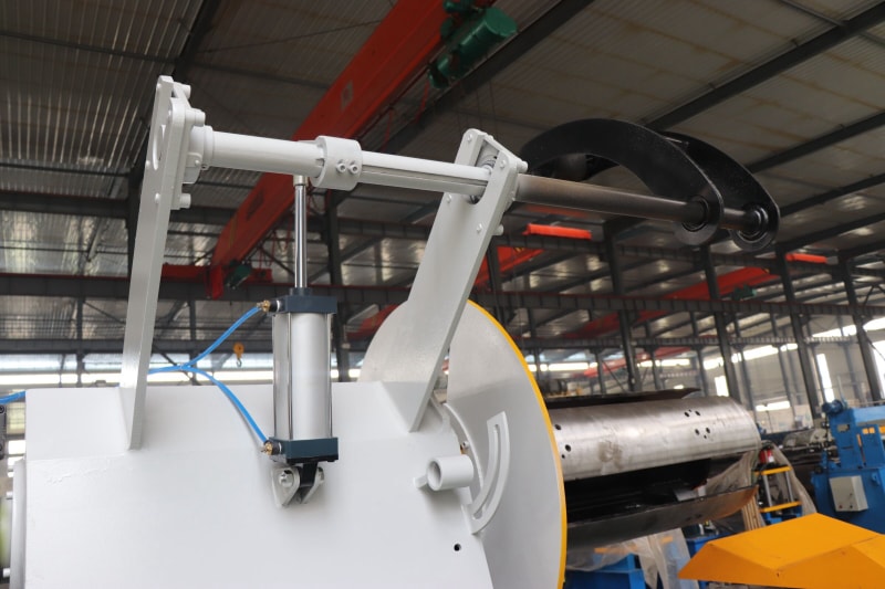 中拓機(jī)械 - 移動(dòng)式開卷機(jī)：便攜之力，開啟新篇章