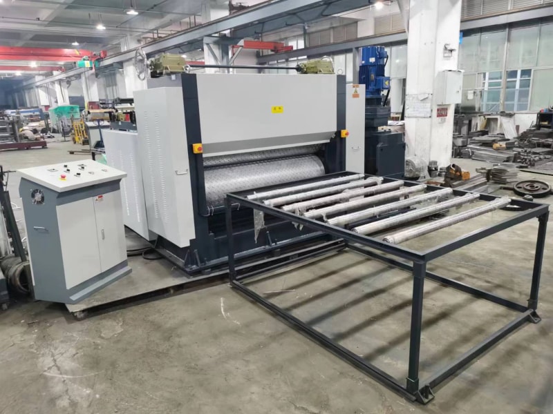 為什么選擇ZTRFM金屬壓花機設備？