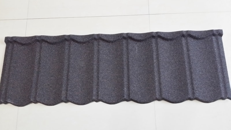 彩色石涂鋼屋面瓦生產線：現代耐用的屋面解決方案