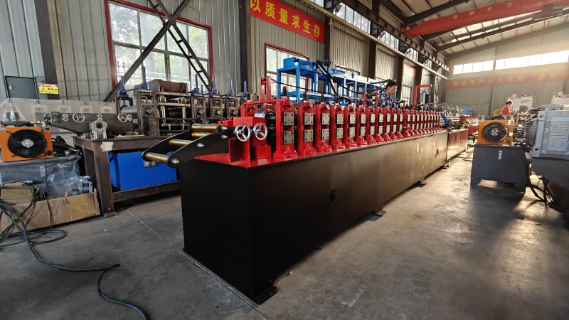 一機多用：如何用一臺龍骨機設備生產主骨T型鋼和付骨T型鋼？