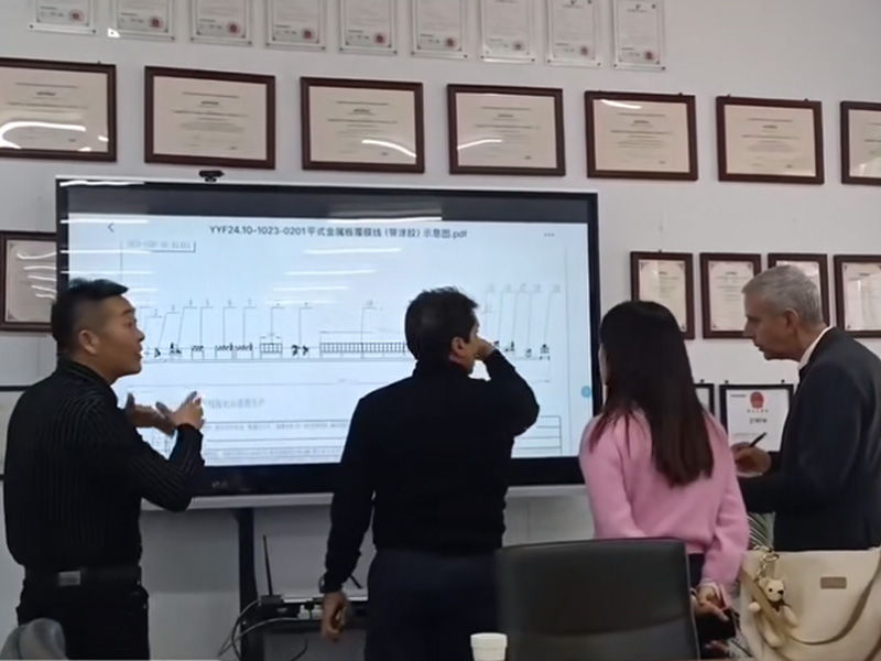 2025中拓冷彎開年大捷！新年新征程中拓冷彎門框機敲開西班牙市場大門