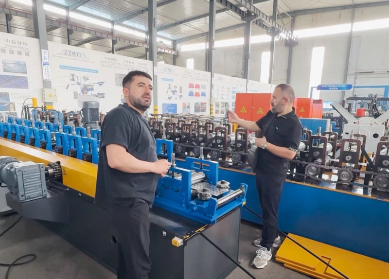 青春賦能中巴合作！中拓 00 后外貿(mào)員憑專業(yè)破局 解鎖冷彎成型設(shè)備海外合作新場(chǎng)景